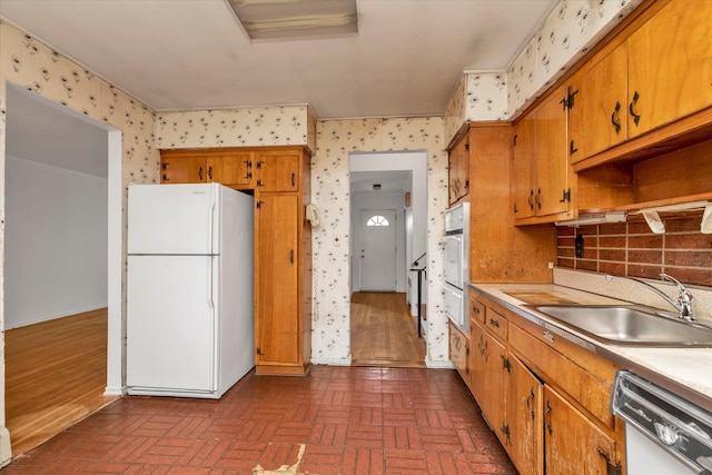 80 Winthrop Rd, Plainview, NY 11803 - photo 12