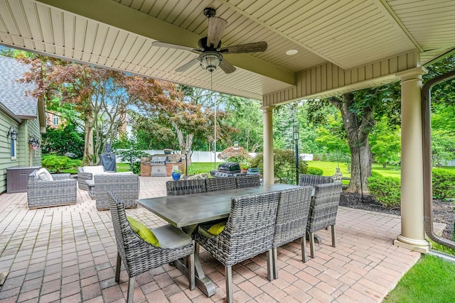 6 Memas Ct, Dix Hills, NY 11746 - view of patio featuring an outdoor kitchen and a ceiling fan