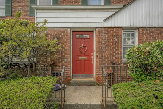 118 Robins Rd Unit 118, New Rochelle, NY 10801 - entrance to property with brick siding