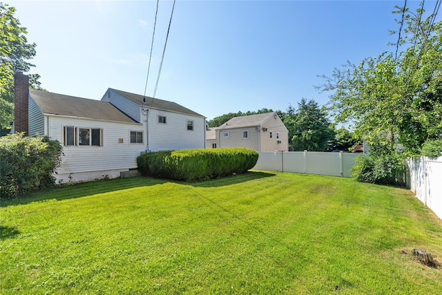 2 Nautilus Ave, Plainview, NY 11803 - view of yard
