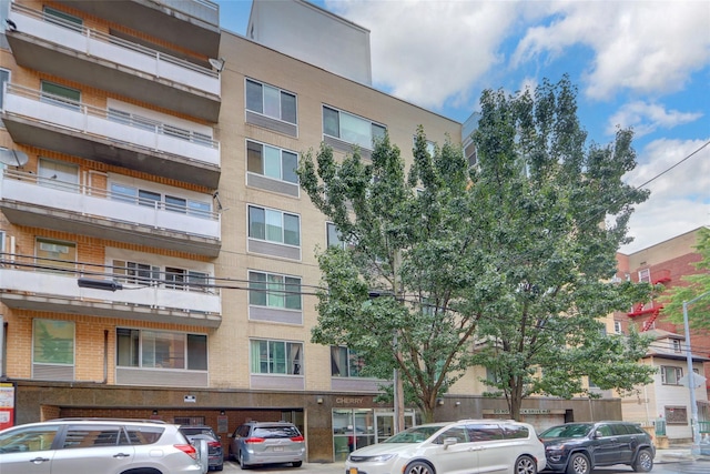 4317 Union St Unit 5A, Flushing, NY 11355 - photo 1