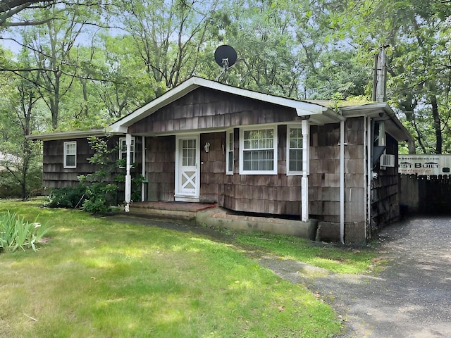 358 S Service Rd, Center Moriches, NY 11934 - photo 1