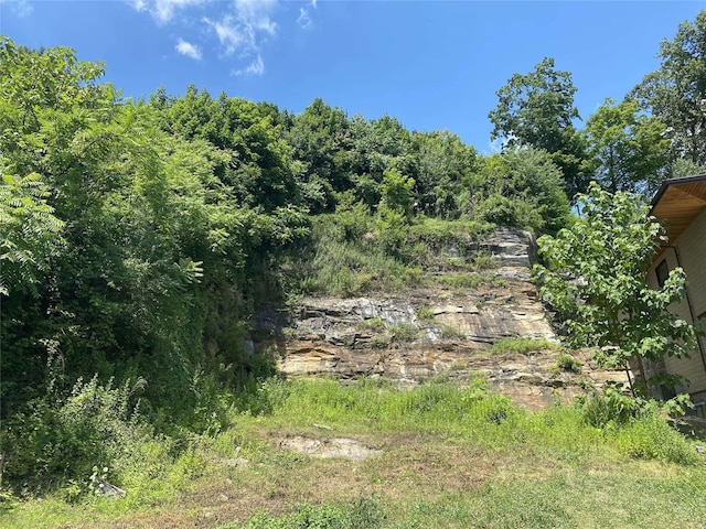 1 Avondale Rd, Yonkers, NY 10710