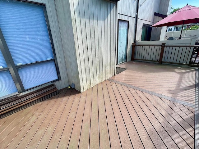 728 Woodland Estates Dr, Baldwin, NY 11510 - view of deck