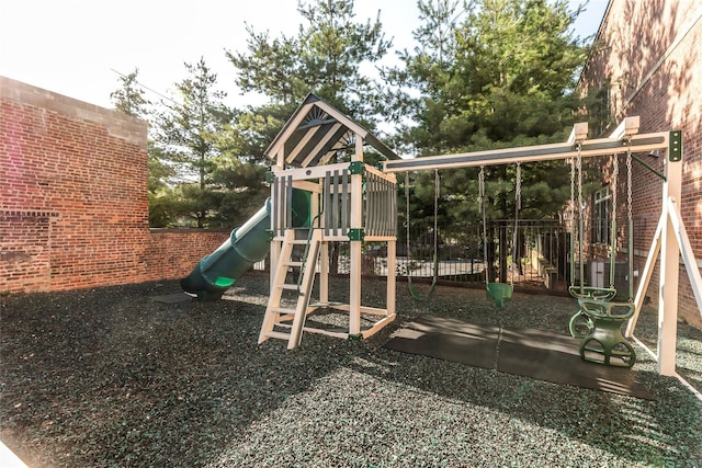 1 Portico Ct Unit 200, Great Neck, NY 11021 - view of playground