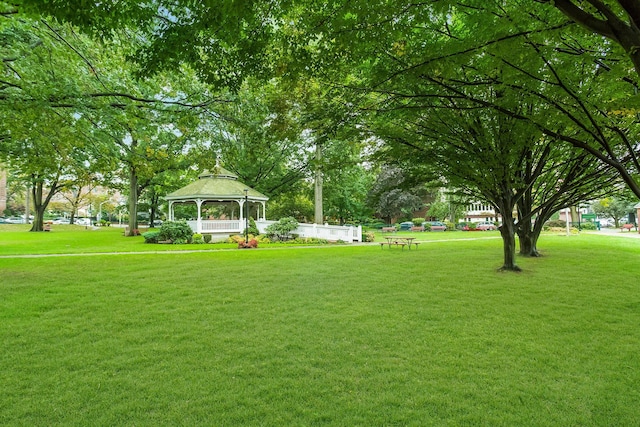 1 Portico Ct Unit 200, Great Neck, NY 11021 - view of community featuring a gazebo and a lawn