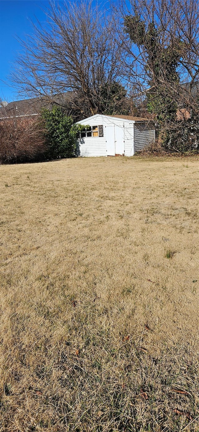 Listing photo 2 - caption unavailable