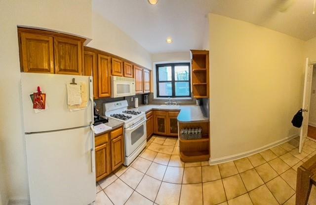 1 Townhouse Pl Unit 2G, Great Neck, NY 11021 - photo 7