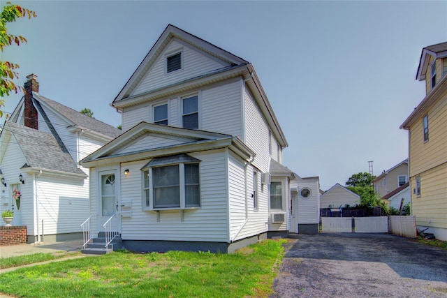 99 Elizabeth St, Floral Park, NY 11001 - photo 2