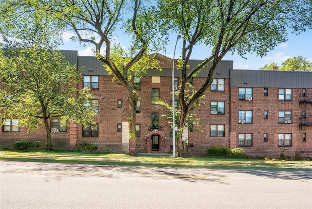 84-39 153rd Ave Unit 1K, Flushing, NY 11414 - view of building exterior