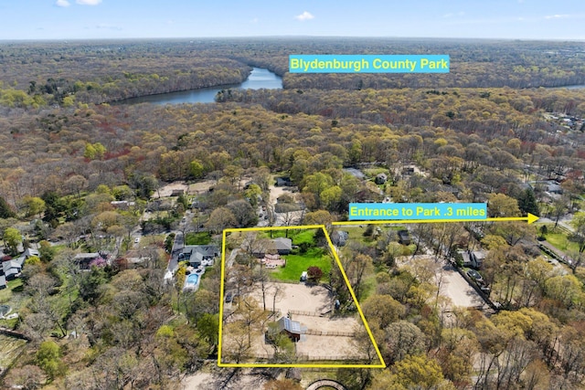 24 Croft Ln, Smithtown, NY 11787 - view of property location featuring a large body of water and property parcel outlined