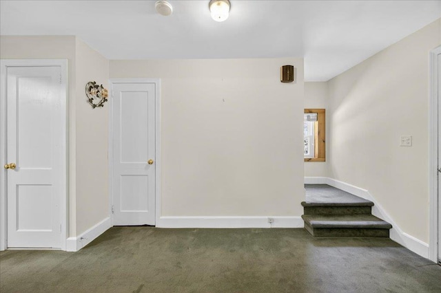 1095 State Route 94, New Windsor, NY 12553 - carpeted spare room featuring a smoke detector and stairway