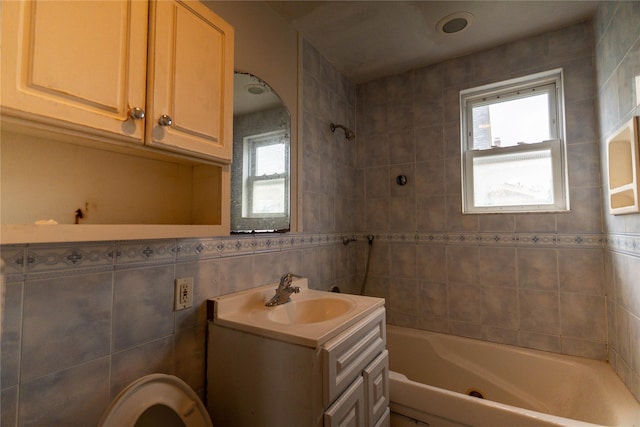 43 W Valley Stream Blvd, Valley Stream, NY 11580 - photo 9