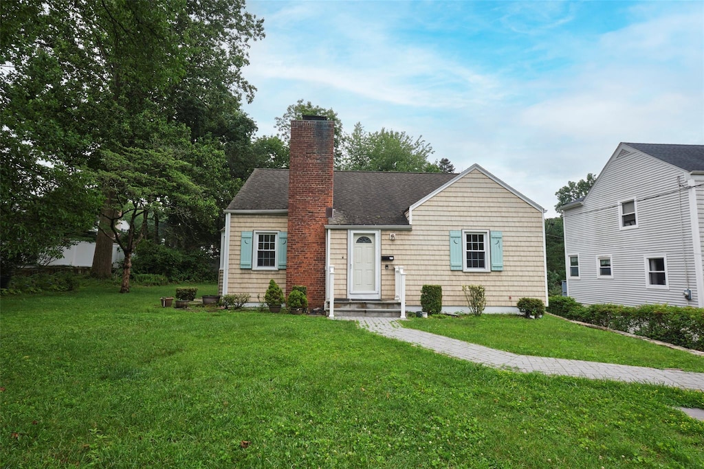 130 Seacord Rd, New Rochelle, NY 10804 - photo 1