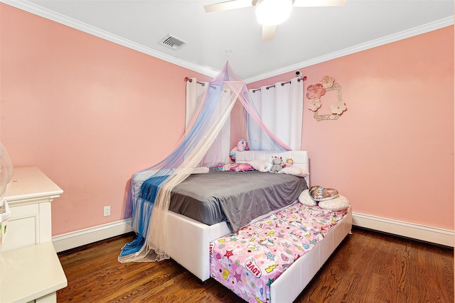 3 Grant Ave, Albertson, NY 11507 - bedroom with baseboard heating, wood finished floors, crown molding, and ceiling fan