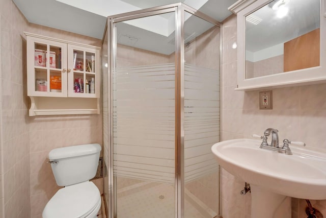 86 Briary Rd, Dobbs Ferry, NY 10522 - bathroom featuring tile walls and a stall shower