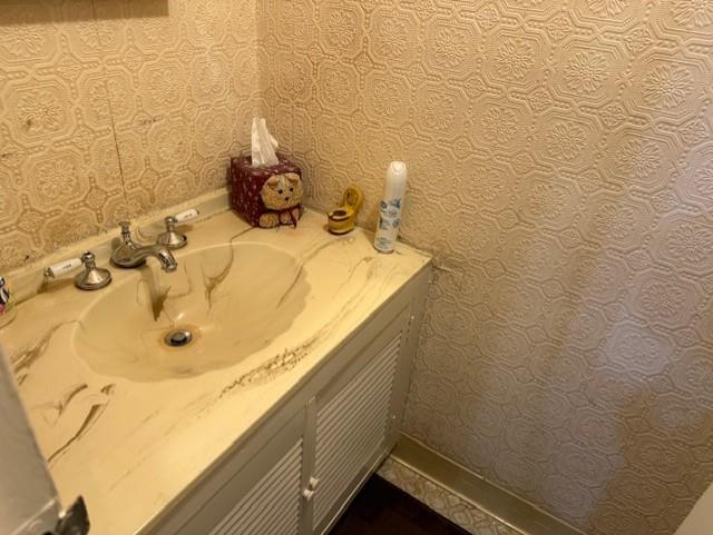 78 Feller Dr, Central Islip, NY 11722 - photo 9