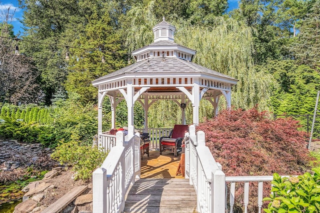 3 Kohlsaat Ct, Smithtown, NY 11787 - deck with a gazebo