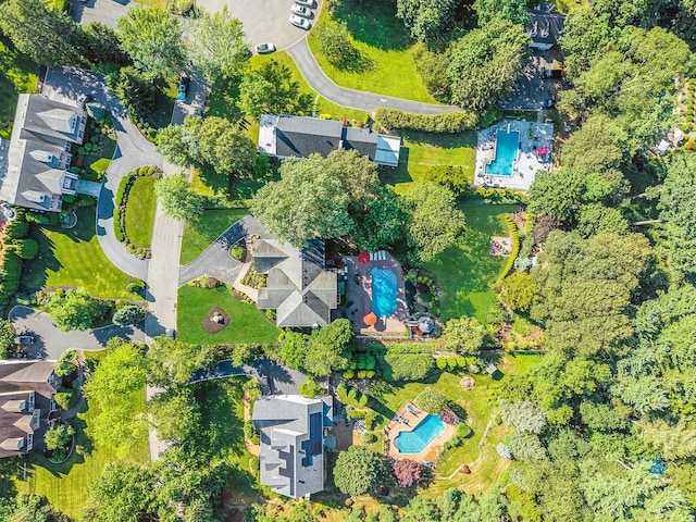3 Kohlsaat Ct, Smithtown, NY 11787 - aerial view of property and surrounding area with a pool area