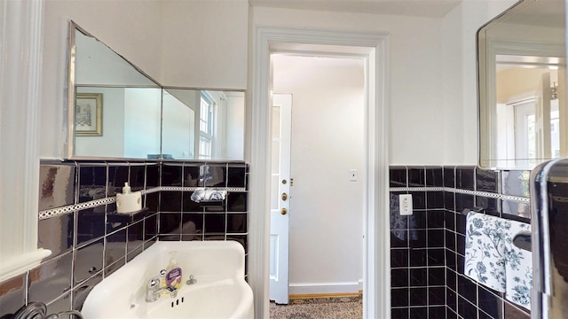 32 Biltmore Ave, Yonkers, NY 10710 - bathroom featuring tile walls