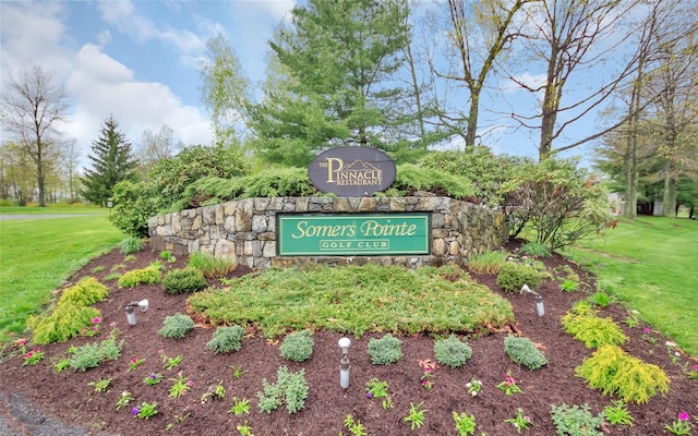 582 Heritage Hls Unit A, Somers, NY 10589 - community sign featuring a yard