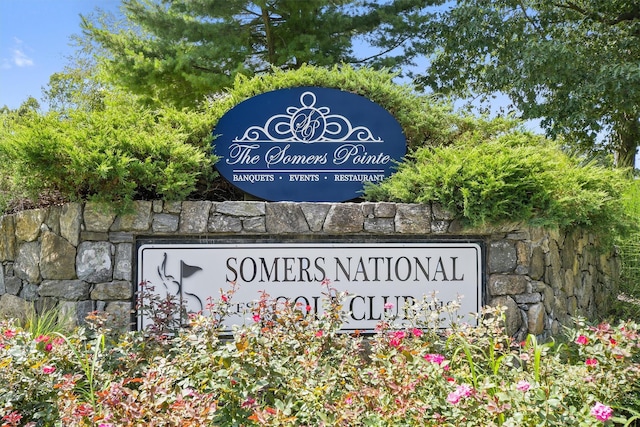 582 Heritage Hls Unit A, Somers, NY 10589 - view of community / neighborhood sign