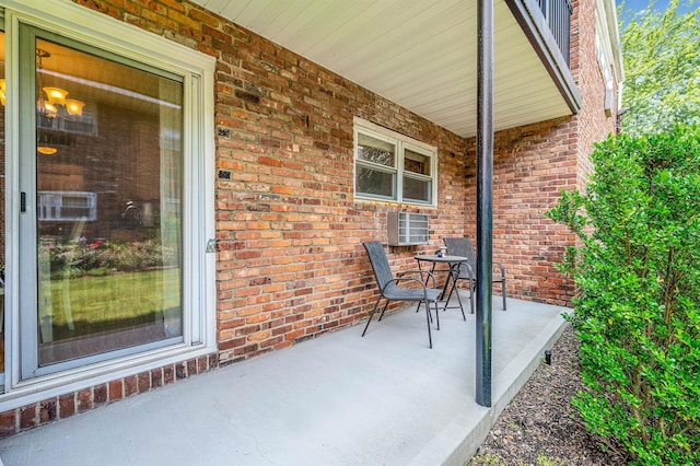 18 Ivy St Unit 4A, Farmingdale, NY 11735 - view of porch