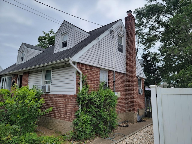 654 Maude St, South Hempstead, NY 11550 - photo 2