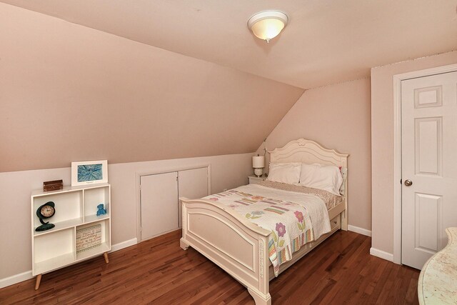 28 Wellington Rd, Merrick, NY 11566 - photo 12