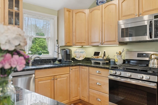 377 Locust Dr, Rocky Point, NY 11778 - photo 9