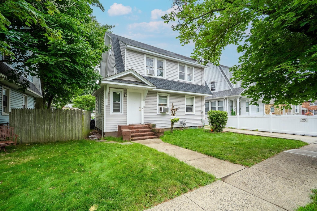 295 Washington St, Hempstead, NY 11550 - photo 1