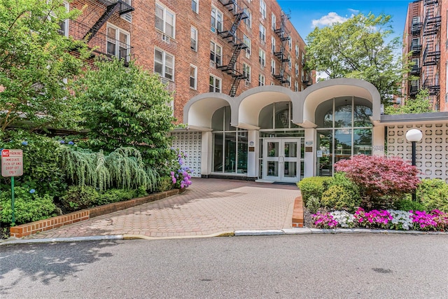 5444 Little Neck Pkwy Unit 6C, Little Neck, NY 11362 - view of building exterior
