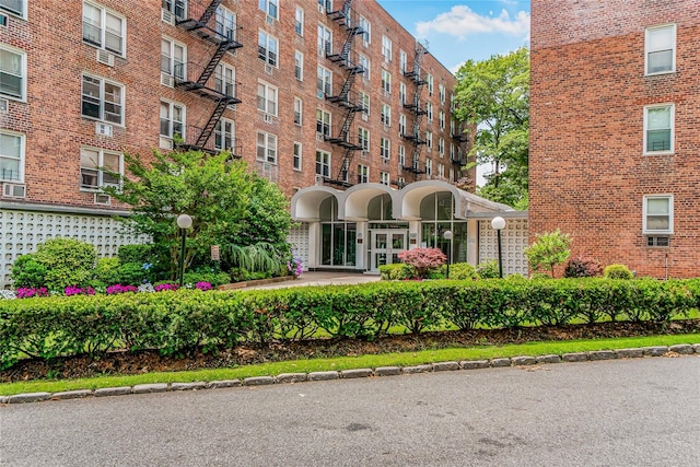 5444 Little Neck Pkwy Unit 6C, Little Neck, NY 11362 - view of building exterior