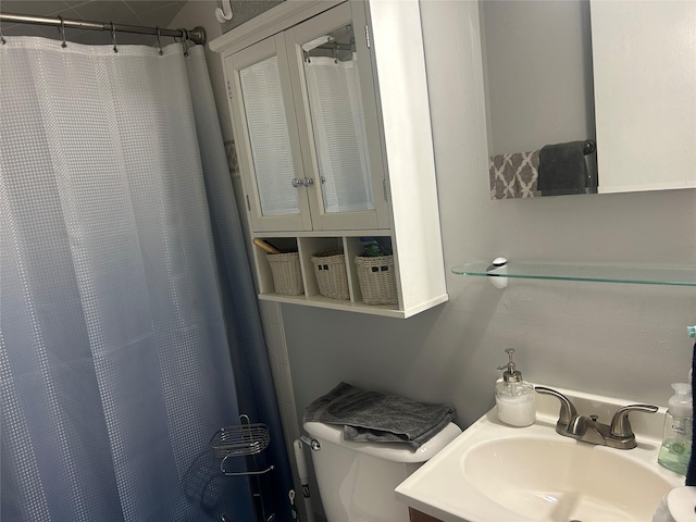 356 Montgomery Ave, West Babylon, NY 11704 - full bath featuring vanity and a shower with curtain