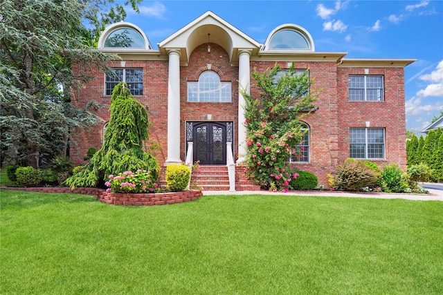 10 Roseanne Dr, North Hills, NY 11576 - photo 1