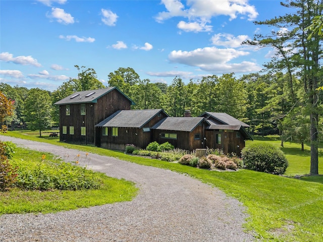 10 May Knl, Dover Plains, NY 12522 - chalet / cabin with curved driveway and a front yard