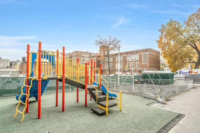 3530 Henry Hudson Pkwy Unit 1B, Bronx, NY 10463 - view of communal playground