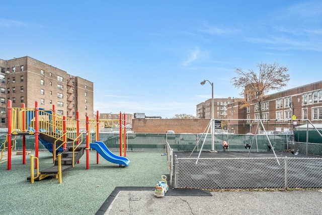 3530 Henry Hudson Pkwy Unit 1B, Bronx, NY 10463 - view of community jungle gym
