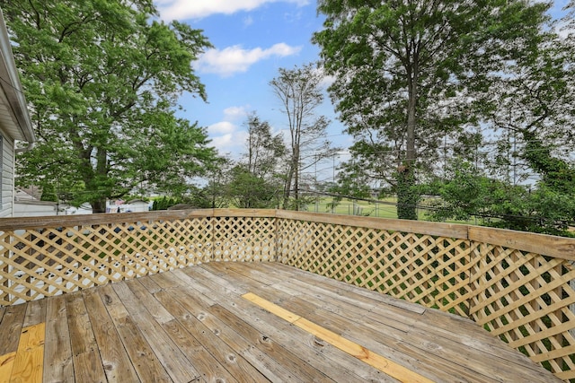 129 Spring Ln, Levittown, NY 11756 - view of deck
