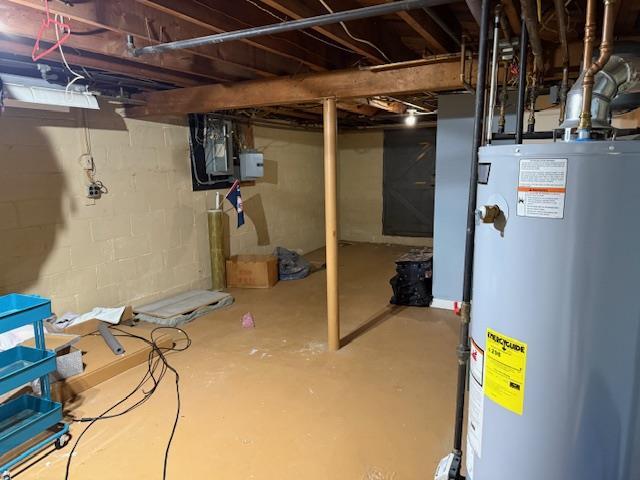 624 Adams Ave, Lindenhurst, NY 11757 - unfinished basement with gas water heater