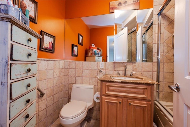 600 Clarence Ave Unit 1J, Bronx, NY 10465 - full bath with tile walls, vanity, and  shower combination