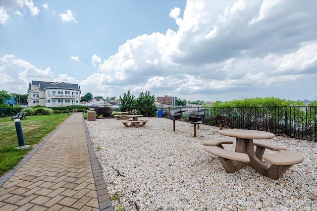 600 Clarence Ave Unit 1J, Bronx, NY 10465 - view of community