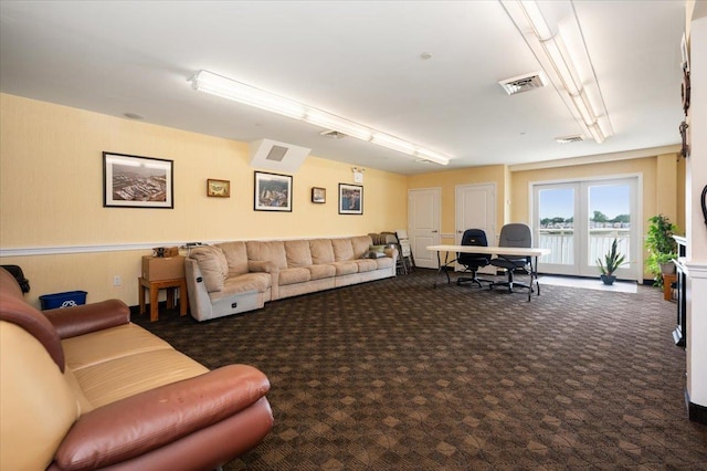 600 Clarence Ave Unit 1J, Bronx, NY 10465 - living room with carpet floors, an office area, and a water view