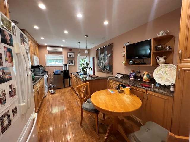 11 Pearl St, North Woodmere, NY 11581 - photo 4