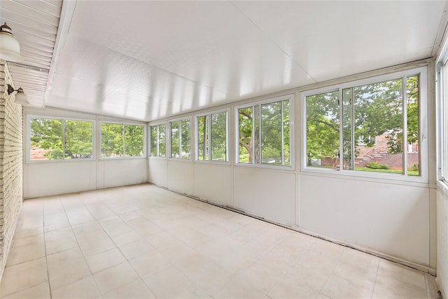 154-70 11th Ave, Beechhurst, NY 11357 - unfurnished sunroom with healthy amount of natural light