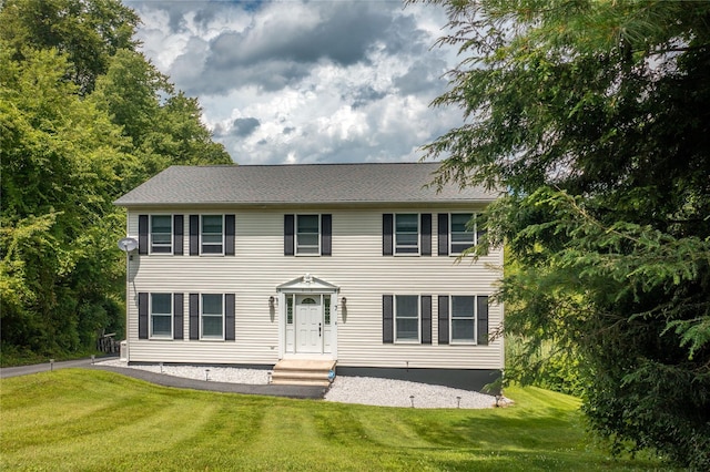 7 Glen Ct, Pawling, NY 12564 - colonial inspired home featuring a front lawn