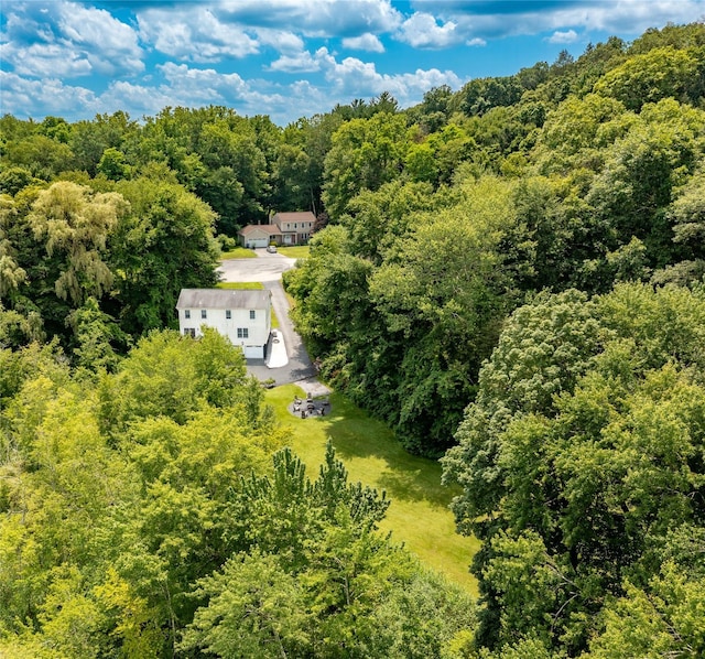 7 Glen Ct, Pawling, NY 12564 - aerial view of property and surrounding area featuring a heavily wooded area