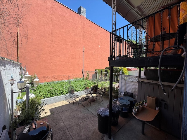 4406 Murdock Ave, Bronx, NY 10466 - view of patio / terrace