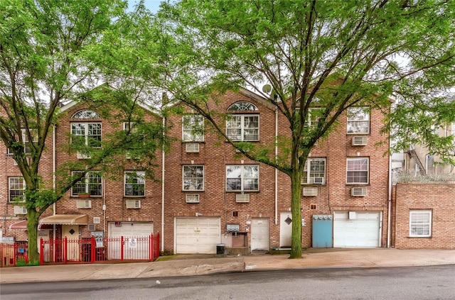 992 Jennings St, Bronx, NY 10460 - photo 1