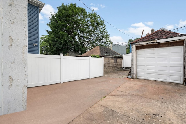 966 E 42nd St, Brooklyn, NY 11210 - detached garage with concrete driveway